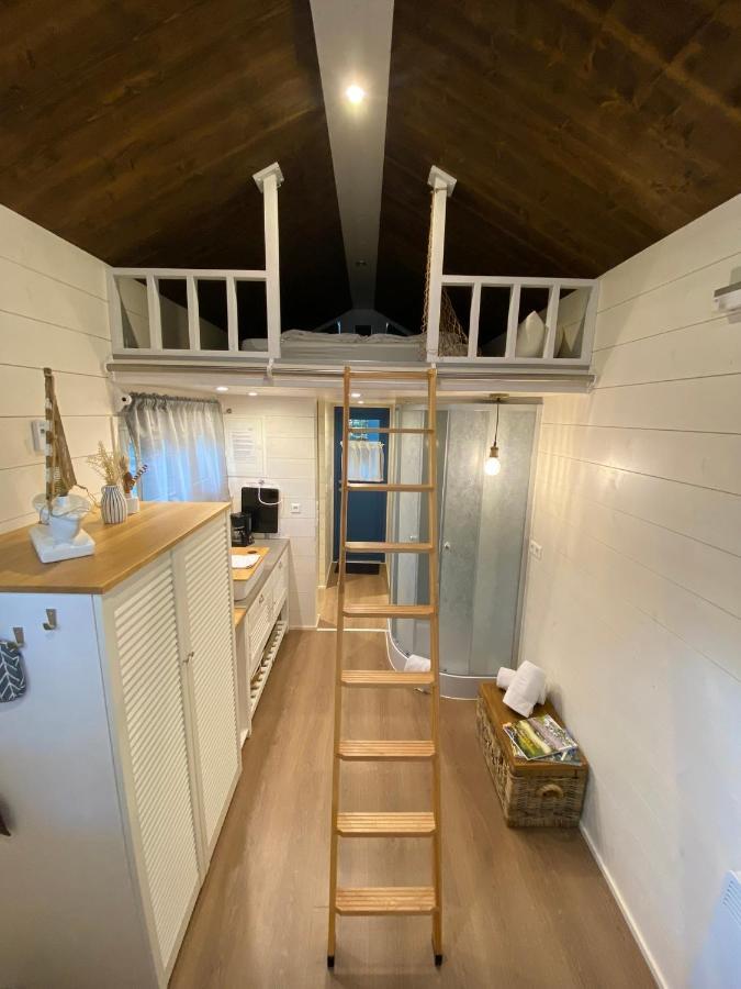 هام Tiny House Ems Im Pier9 Tiny House Hotel المظهر الخارجي الصورة