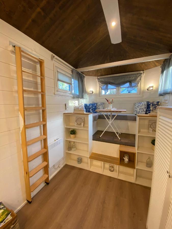 هام Tiny House Ems Im Pier9 Tiny House Hotel المظهر الخارجي الصورة