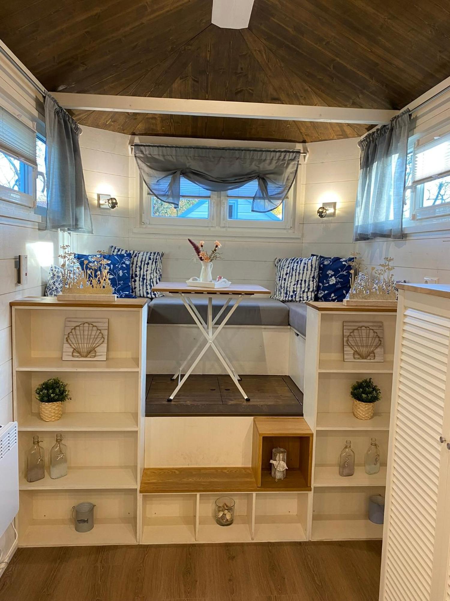 هام Tiny House Ems Im Pier9 Tiny House Hotel المظهر الخارجي الصورة